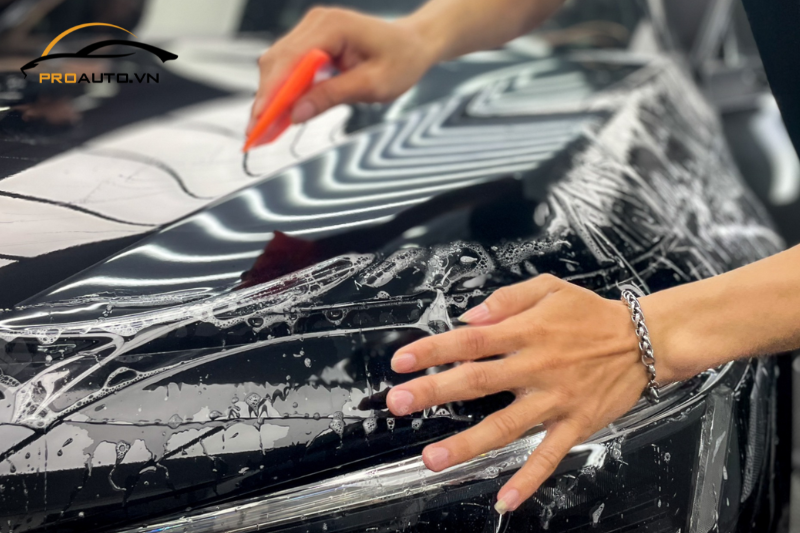 Dán PPF Magnus Pro cho xe ô tô