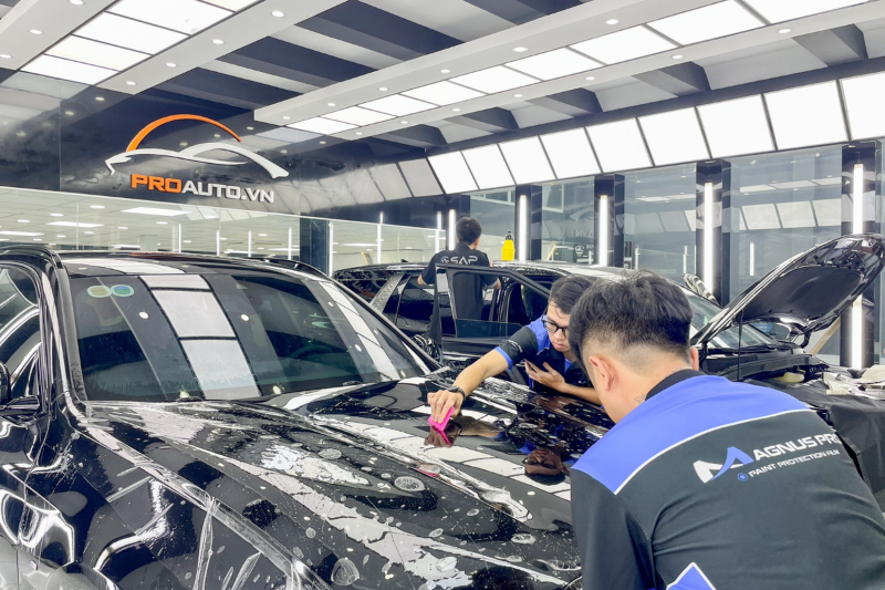 Dán PPF Magnus Pro cho xe ô tô