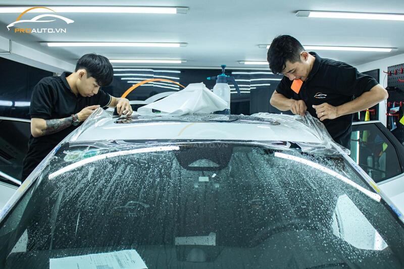 Dán PPF nội thất xe Kia Carnival: Bảng giá và những lưu ý quan trọng