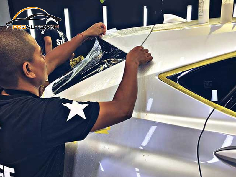 Dán phim PPF xe Suzuki Swift