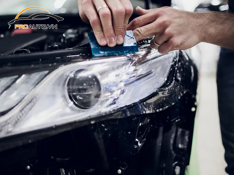 Dán phim PPF xe Mitsubishi Outlander Sport