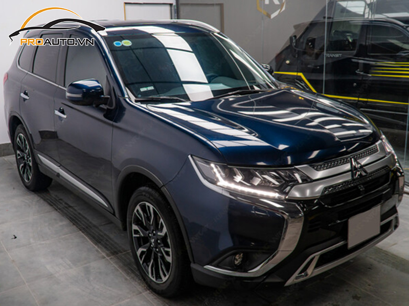 Dán phim PPF xe Mitsubishi Outlander Sport