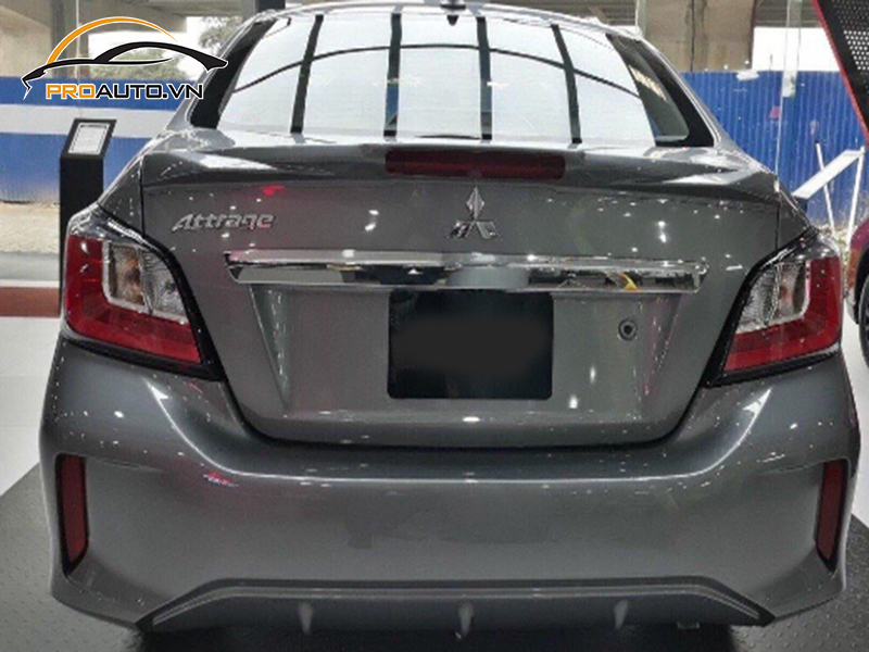 Dán phim PPF xe Mitsubishi Attrage