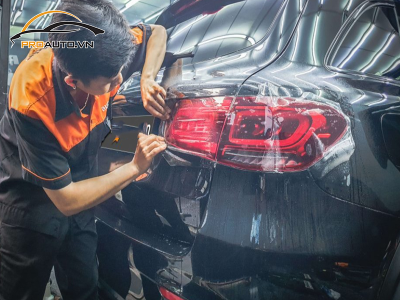 Dán phim PPF xe BMW Series 1