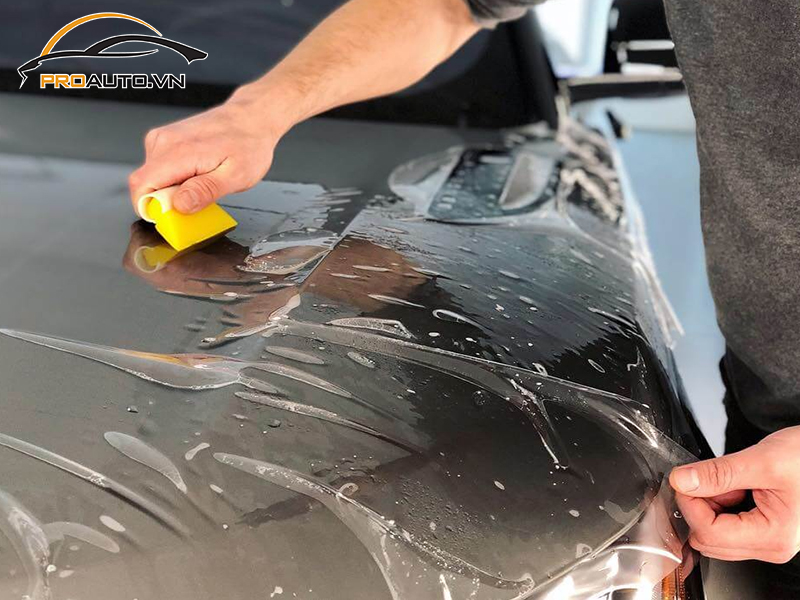 Dán phim PPF xe BMW Series 2