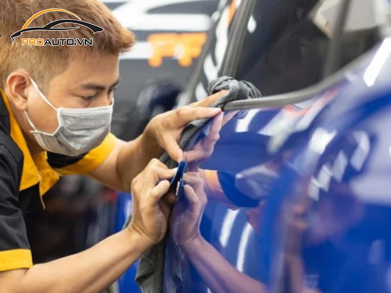 Dán phim PPF xe BMW Series 3 - Ảnh 4