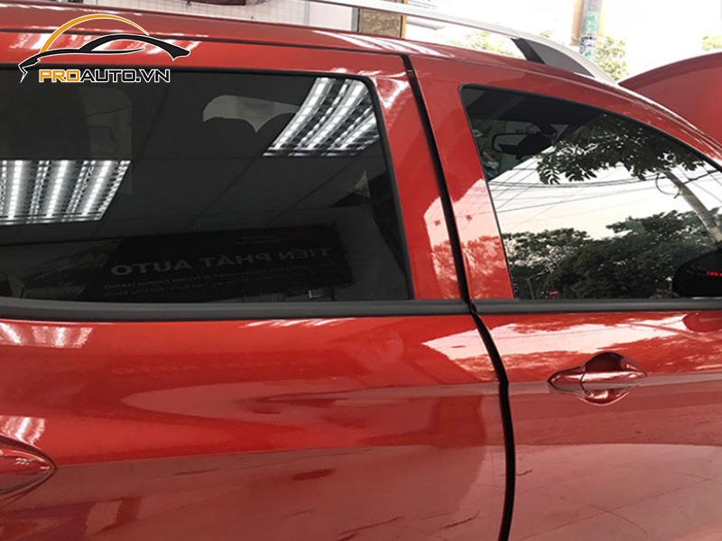 Dán phim PPF xe VinFast Fadil