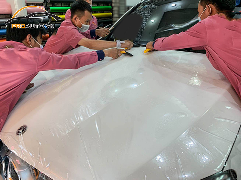 Dán phim PPF xe Mercedes Benz GLC 300