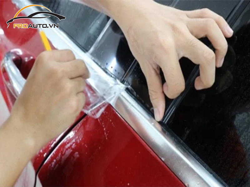 Dán phim PPF xe Mercedes Benz GLC 200