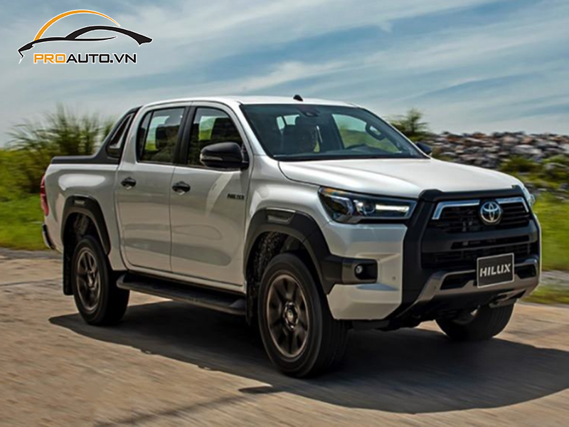Dán phim PPF xe Toyota Hilux
