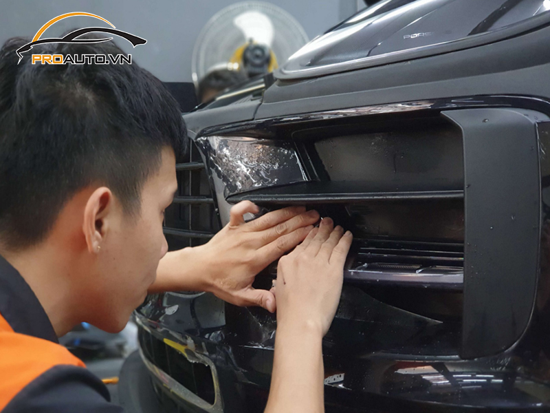 Dán phim PPF xe Porsche Macan - Ảnh 4