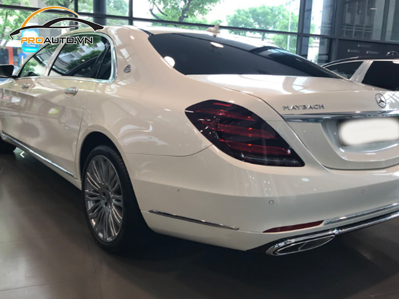 Dán phim PPF xe Mercedes Benz Maybach