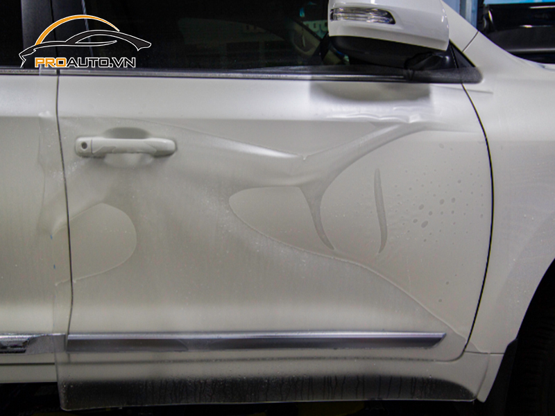 Dán phim PPF xe Mazda BT-50