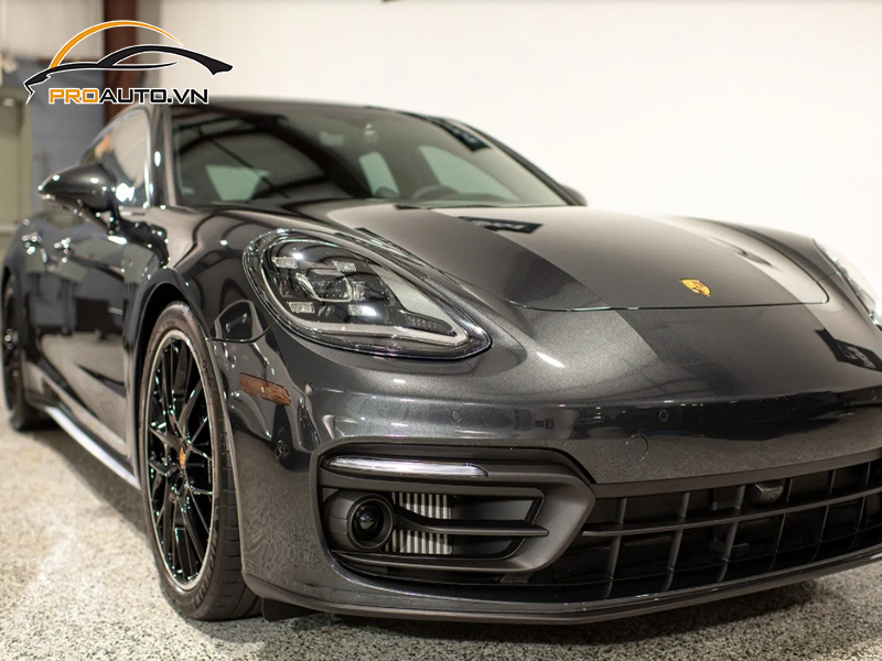 Dán phim PPF xe Porsche Panamera