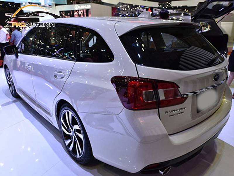 Dán phim PPF xe Subaru Levorg