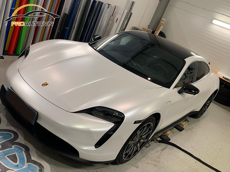 Dán phim PPF xe Porsche Taycan