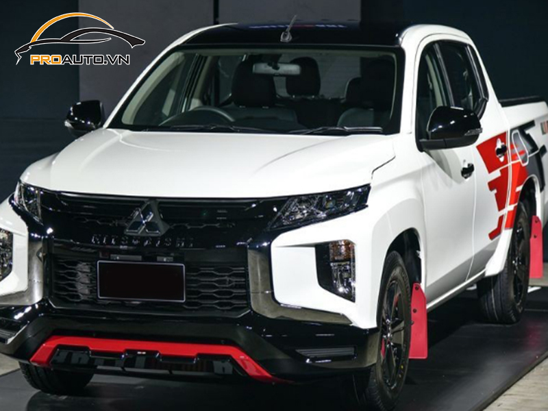 Dán phim PPF xe Mitsubishi Triton