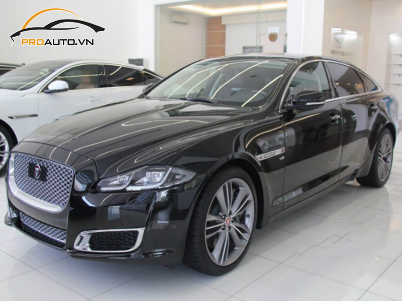 Dán phim PPF xe Jaguar XJ