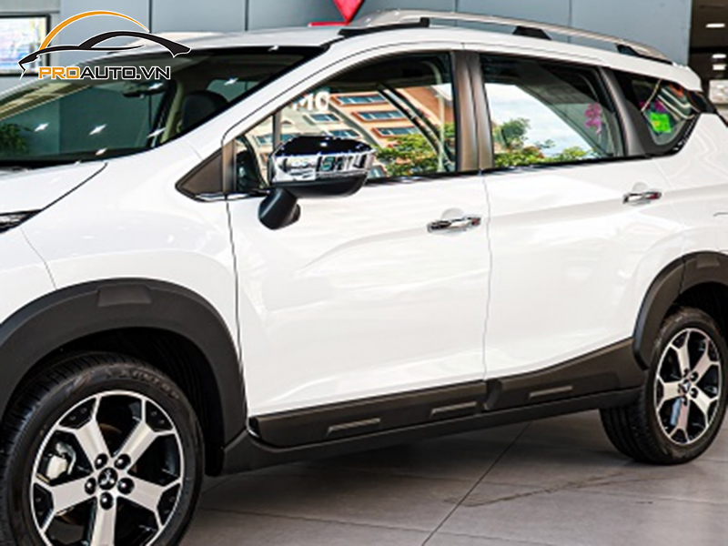 Dán phim PPF xe Mitsubishi Xpander Cross