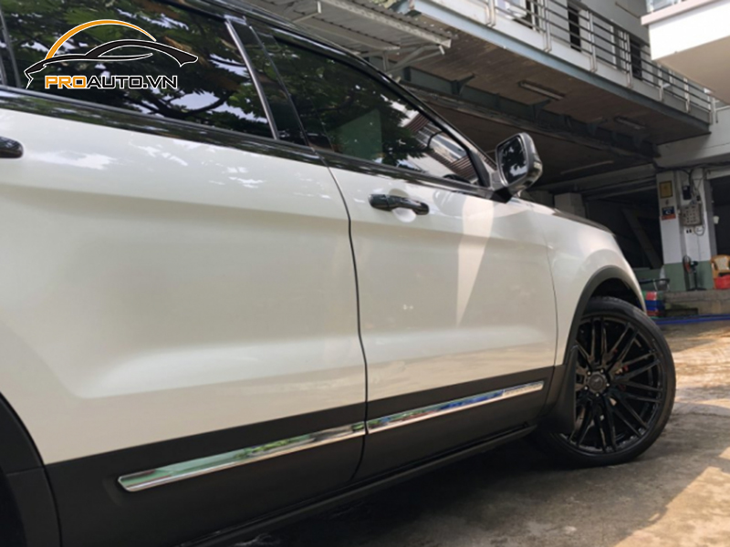 Dán phim PPF xe Ford Explorer