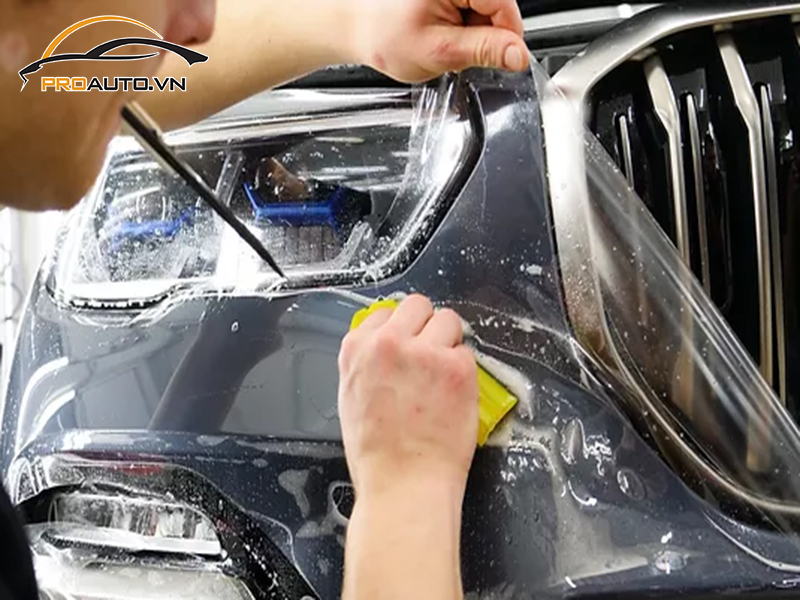 Dán phim PPF Kia Rondo