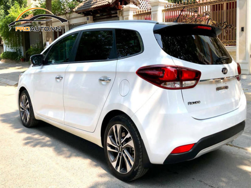 Dán phim PPF Kia Rondo