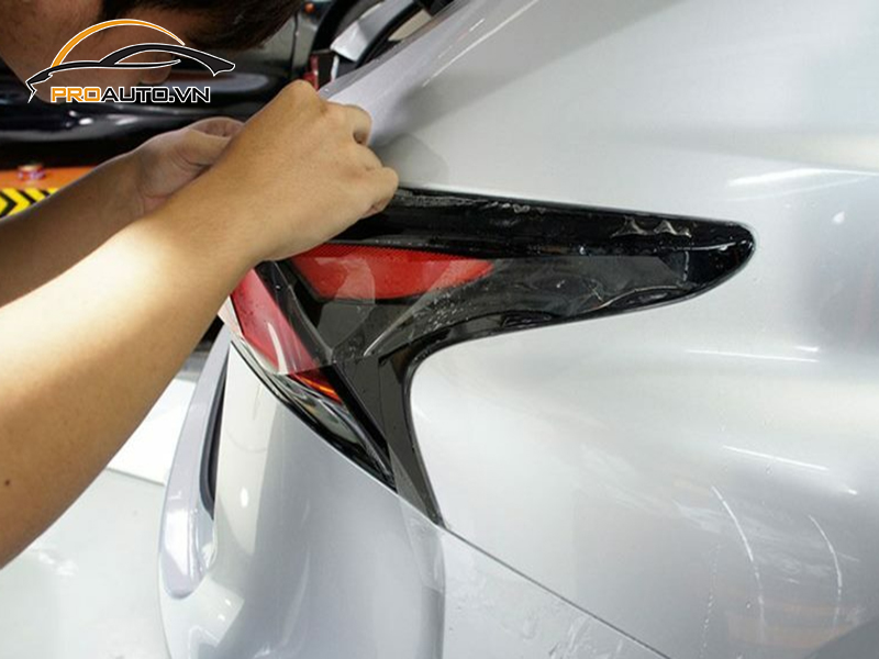 Dán phim PPF xe Kia Soluto