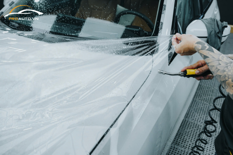 Dán PPF xe ô tô cho toàn bộ bề mặt