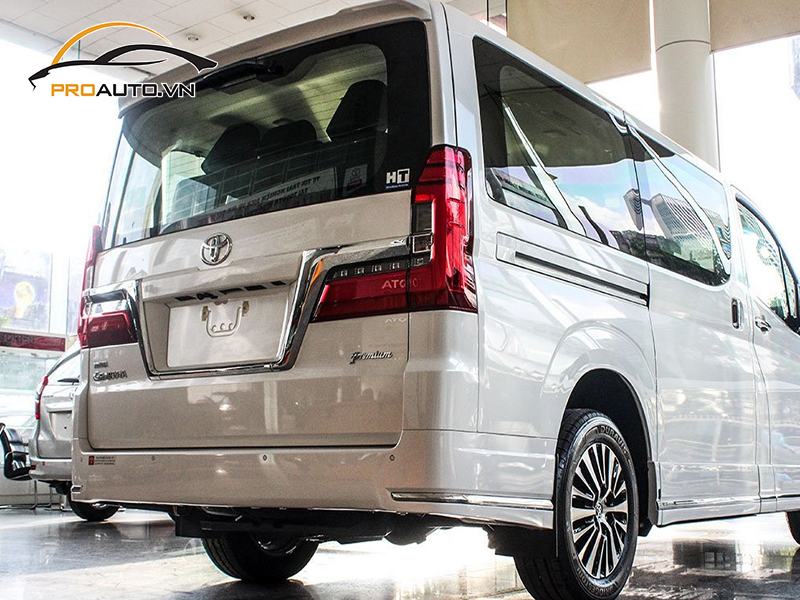 Dán phim PPF xe Toyota Granvia