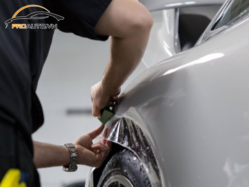 Dán phim PPF xe Toyota Hiace