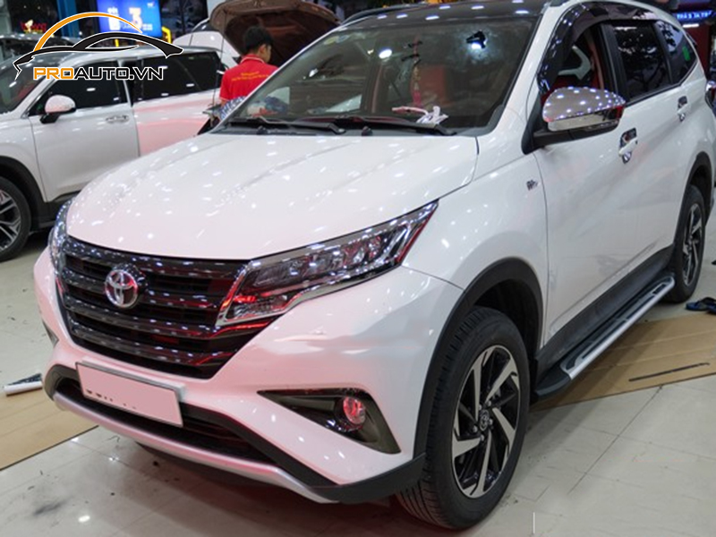 Dán phim PPF xe Toyota Rush