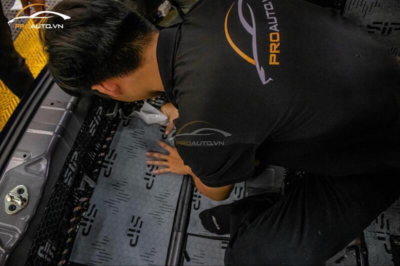 Dán tiêu âm F10 giúp triệt tiêu tiếng ồn tại ProAuto.vn 