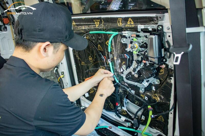 Dán vật liệu STP chuyên nghiệp tại ProAuto.vn