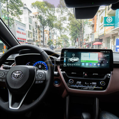 danh gia man hinh dvd o to 360 ultimate new 1