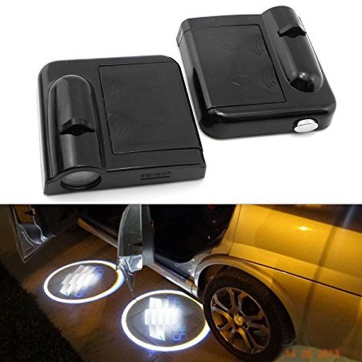 Ánh sáng mạnh chớp nháy liên tục