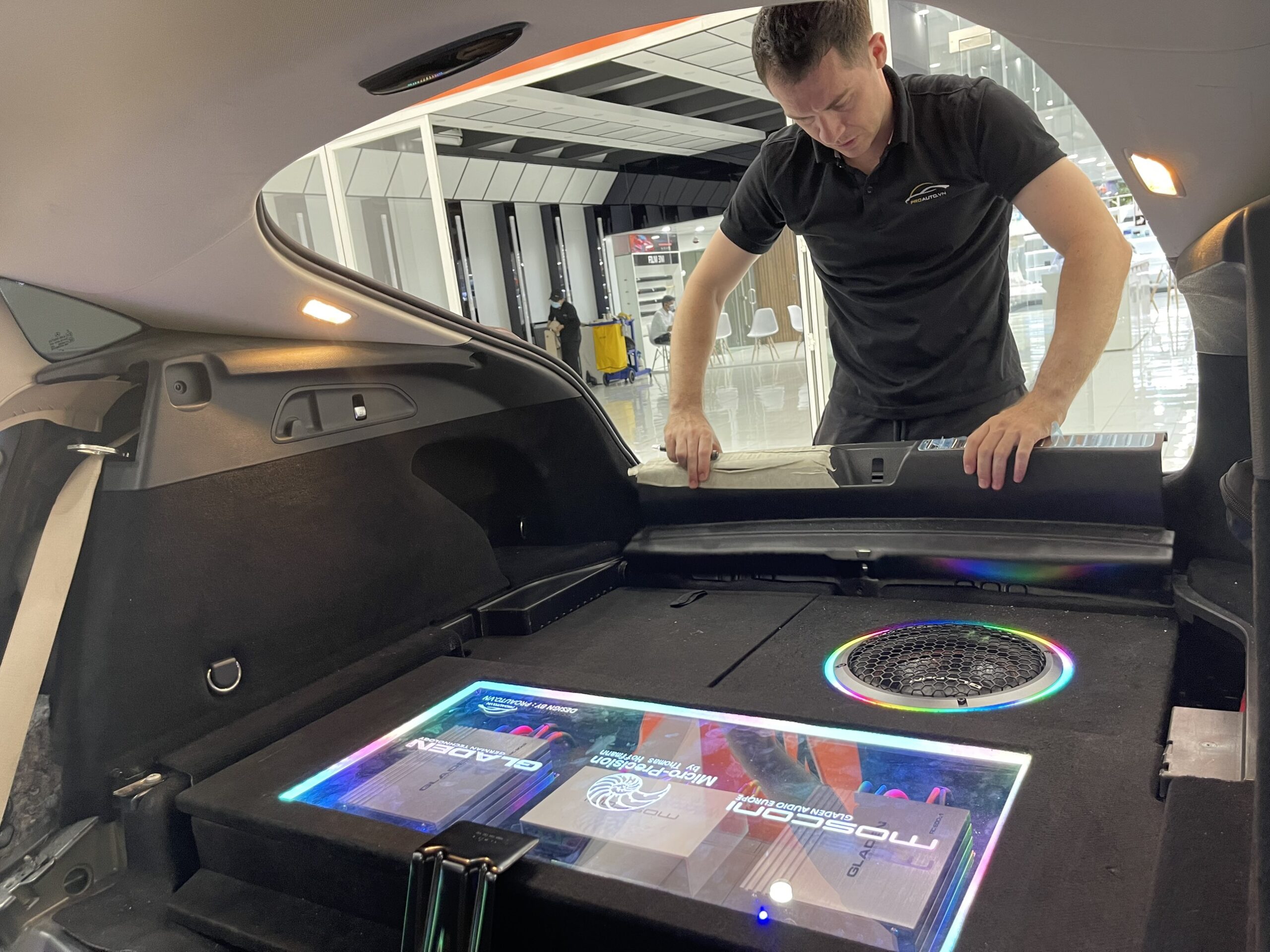 Độ âm thanh xe Honda Brio - Ảnh 4