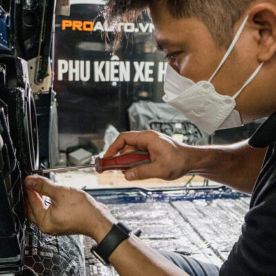 do am thanh xe Mercedes Benz E Class 2 1