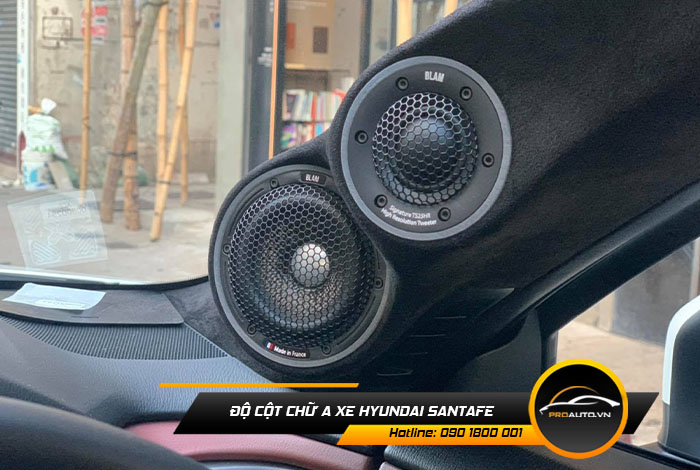 Độ loa cột chữ A xe Hyundai SantaFe
