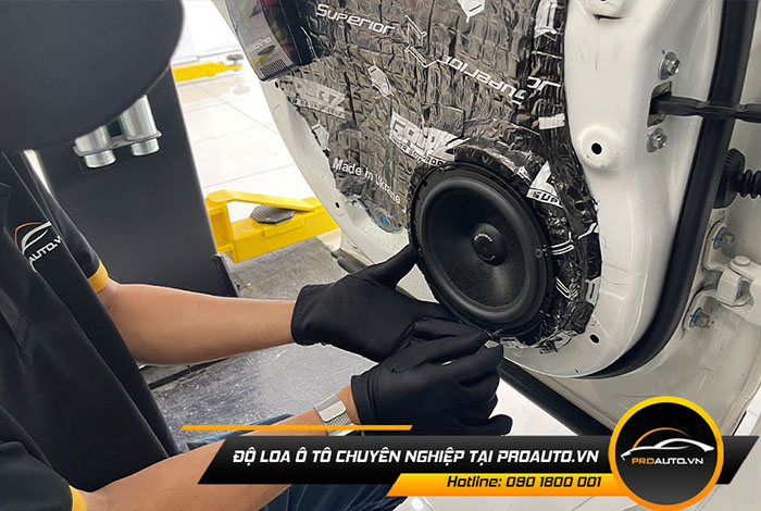 Gắn, thay, độ loa nâng cấp âm thanh xe Hyundai SantaFe