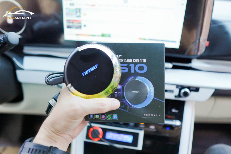 Độ Android box cho xe Mercedes Benz EQS 2024