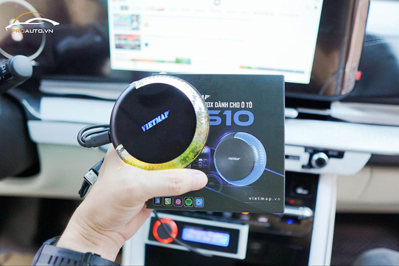 Độ Android Box xe Skoda Kodiaq