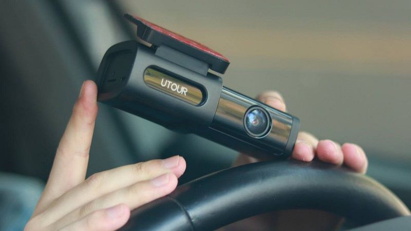 Camera hành trình Utour C2L 