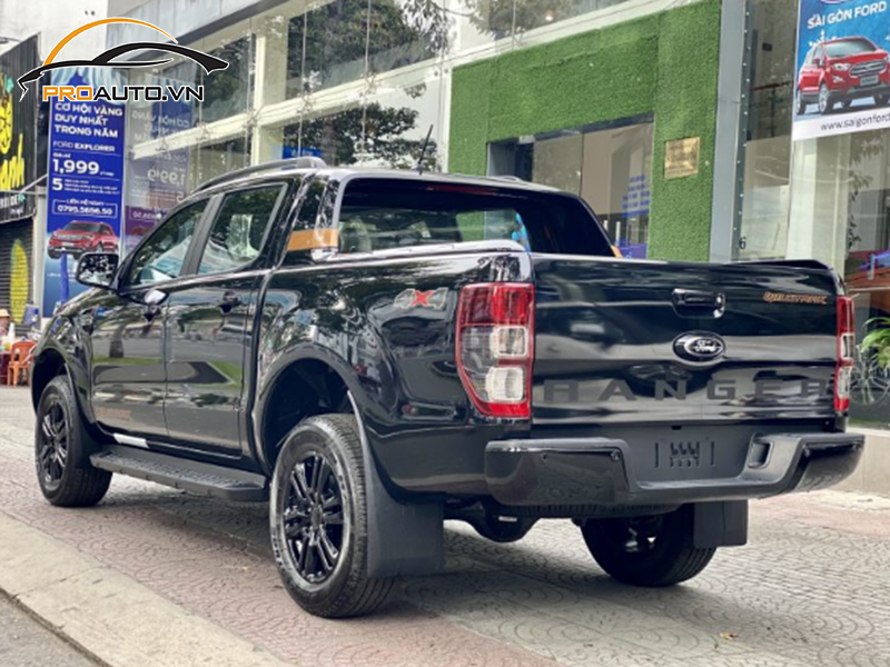 Độ cửa hít ô tô xe Ford Ranger