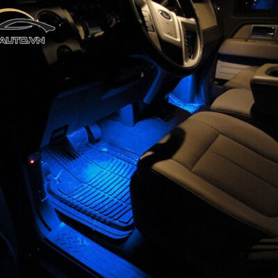 do den led noi that xe ford escape h8 1