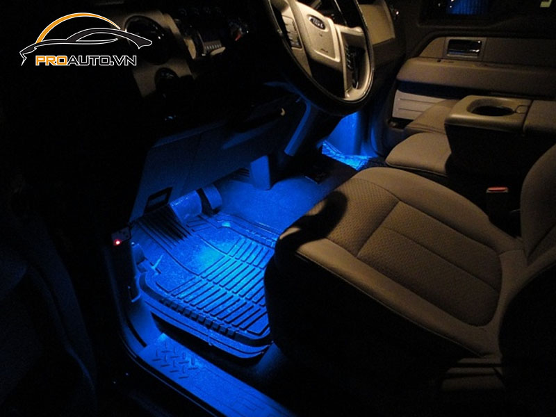 Độ đèn LED nội thất xe Ford Escape