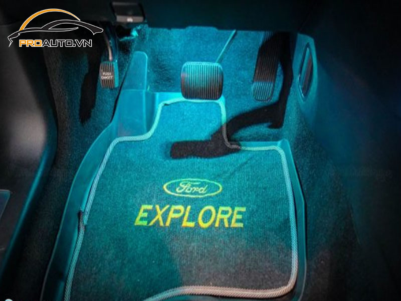 Độ đèn LED chiếu gầm taplo