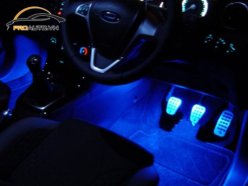 Độ đèn LED chiếu gầm taplo