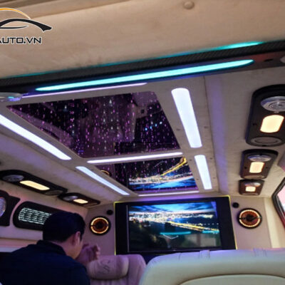 do den led noi that xe ford transit h5 1