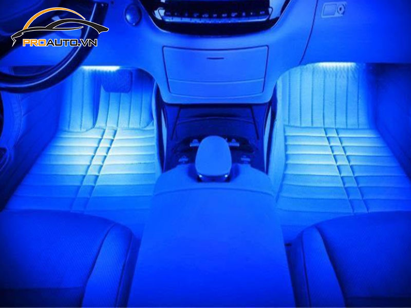 Độ đèn LED chiếu gầm taplo