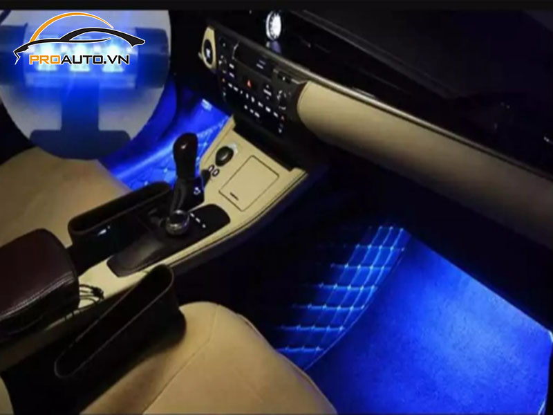 Độ đèn LED chiếu gầm taplo